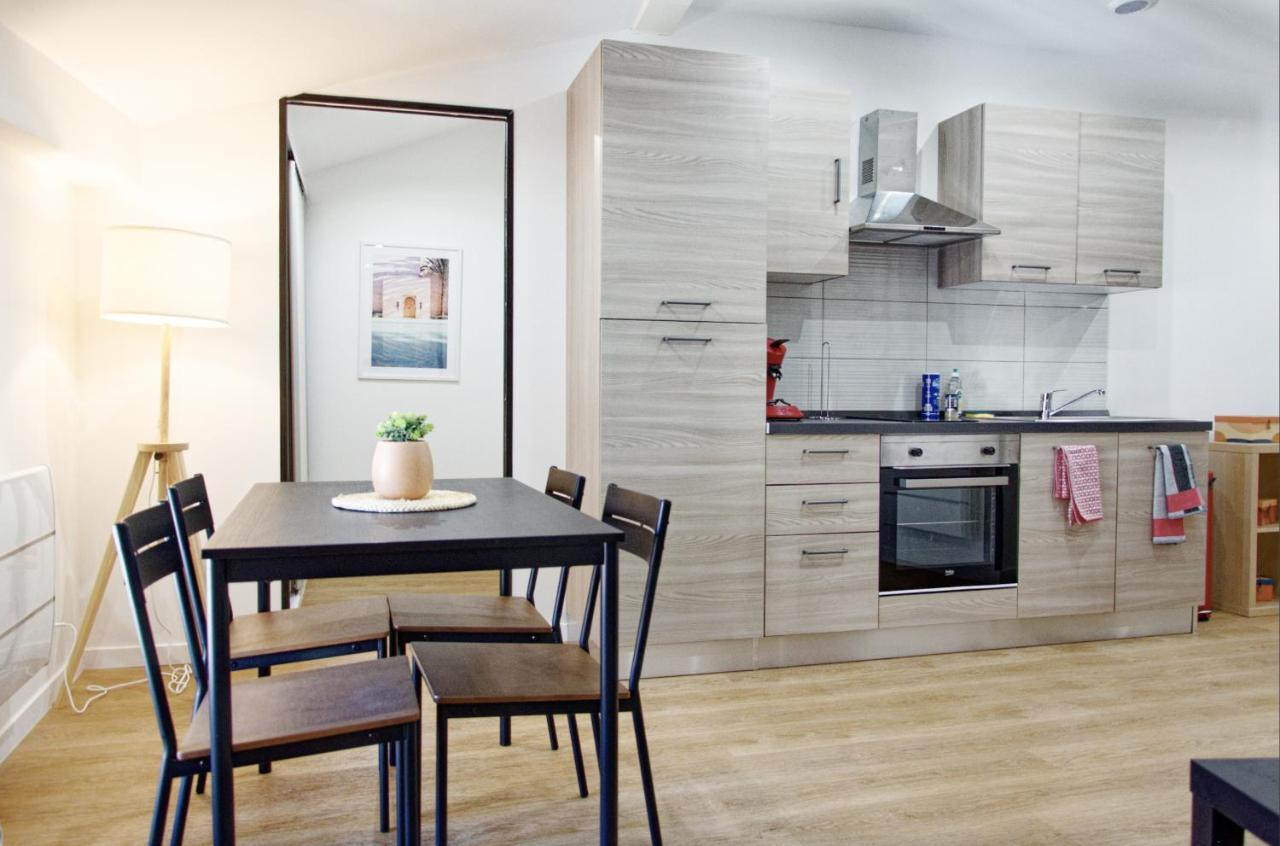 Le St Apollinaire N°3 - Ma Cabotte Apartment เมกซีมิเยอซ์ ภายนอก รูปภาพ